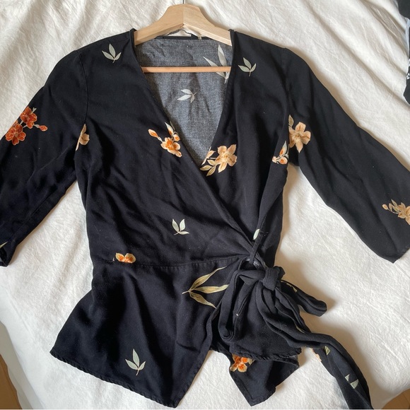 Zara floral print wrap top - Picture 2 of 2